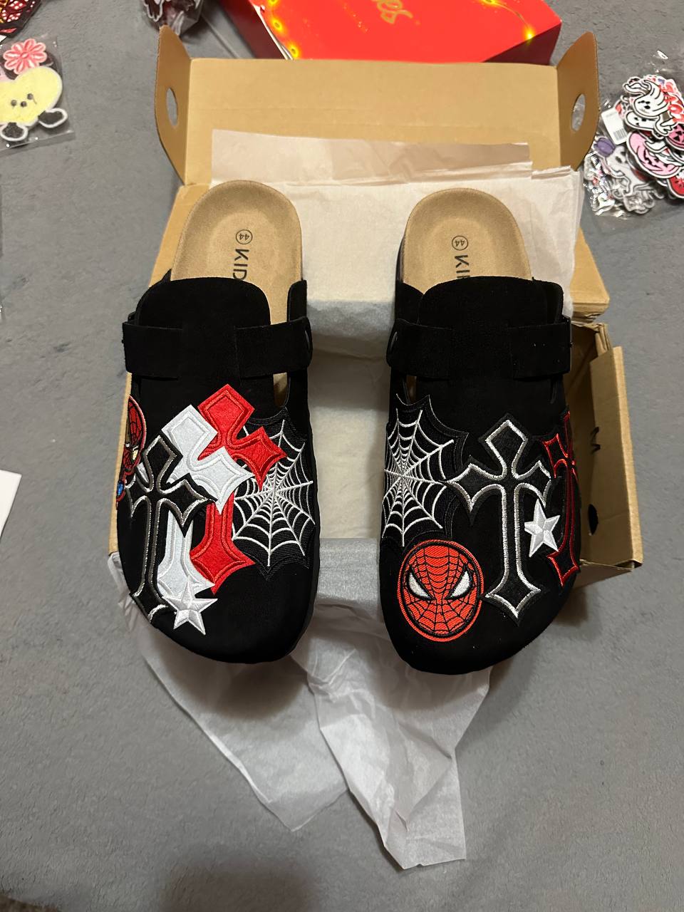 Custom Spider-Man Cross Patch Clogs – Black, Red & White Design