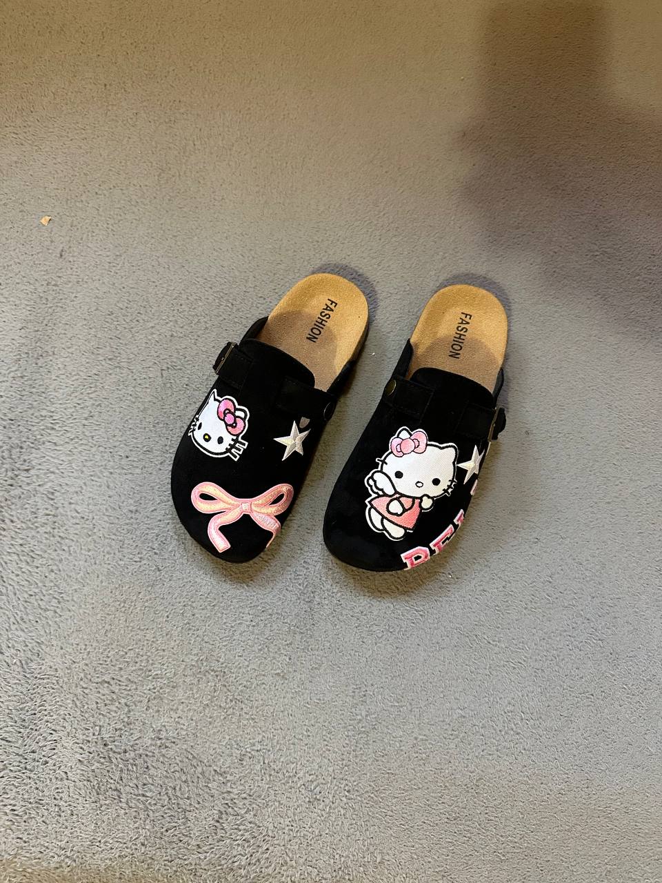 Hello Kitty Custom Clogs – Personalized Name Design