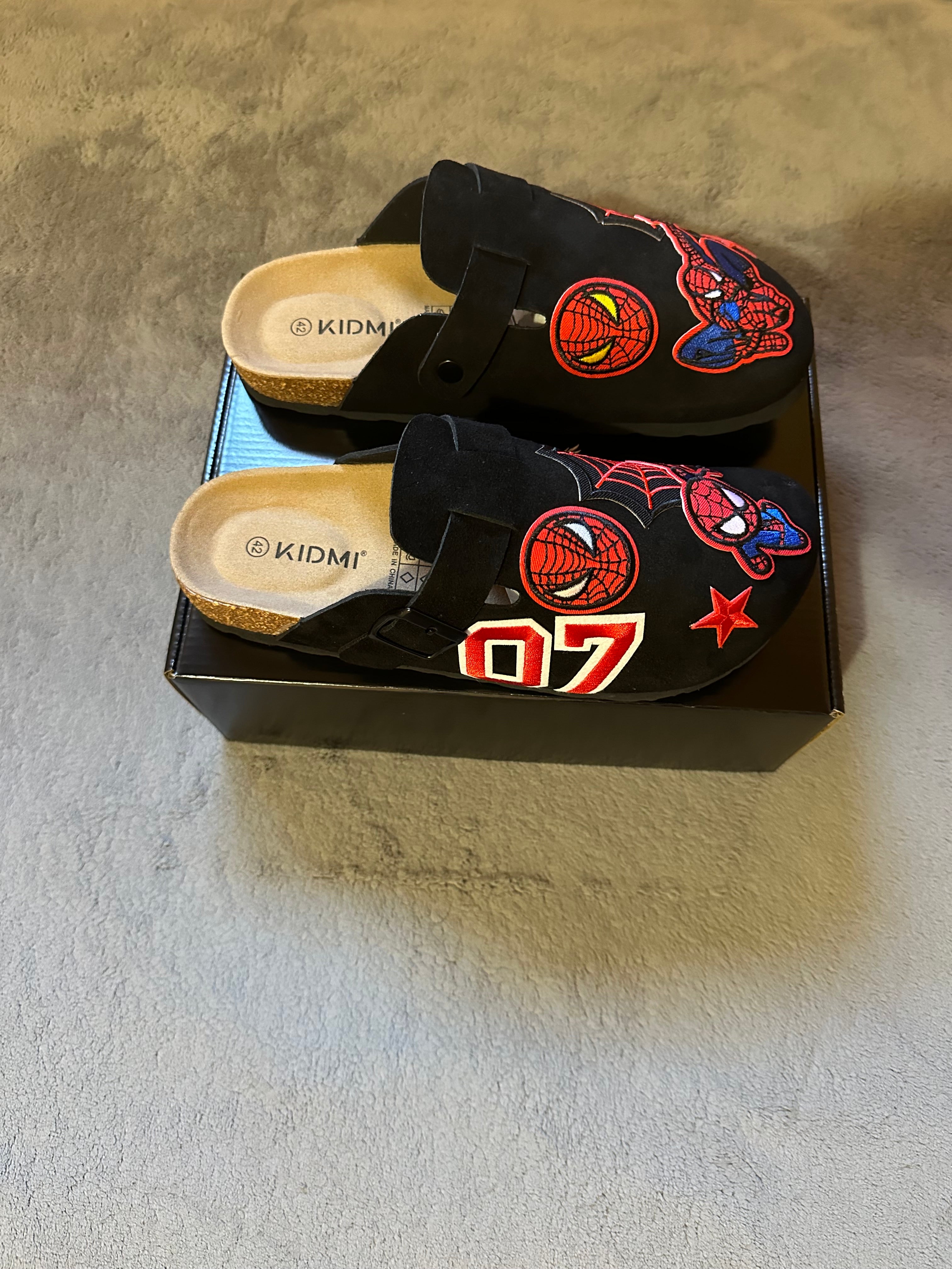 Custom Spider-Man Clogs (07)